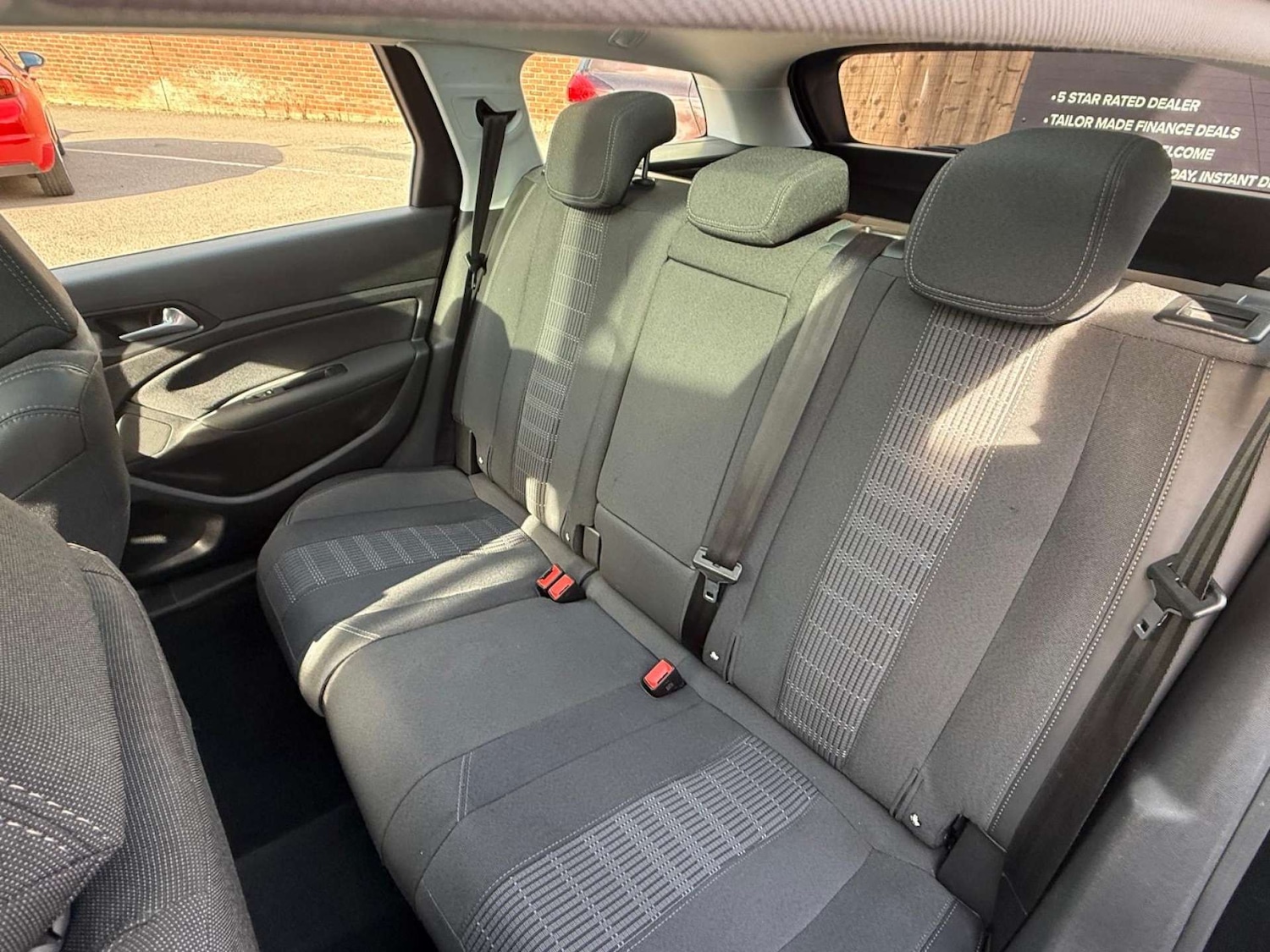 Used Peugeot 308 2017 for sale - 76601195: Photo 18