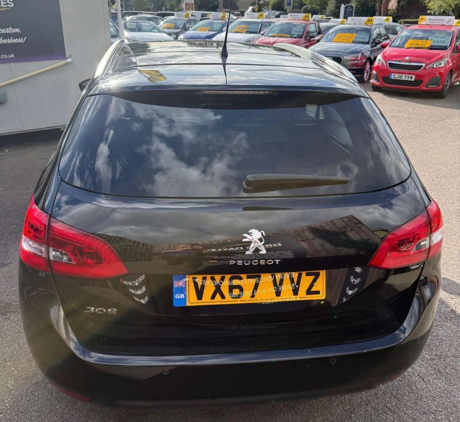 Used Peugeot 308 2017 for sale - 76601195: Photo 3