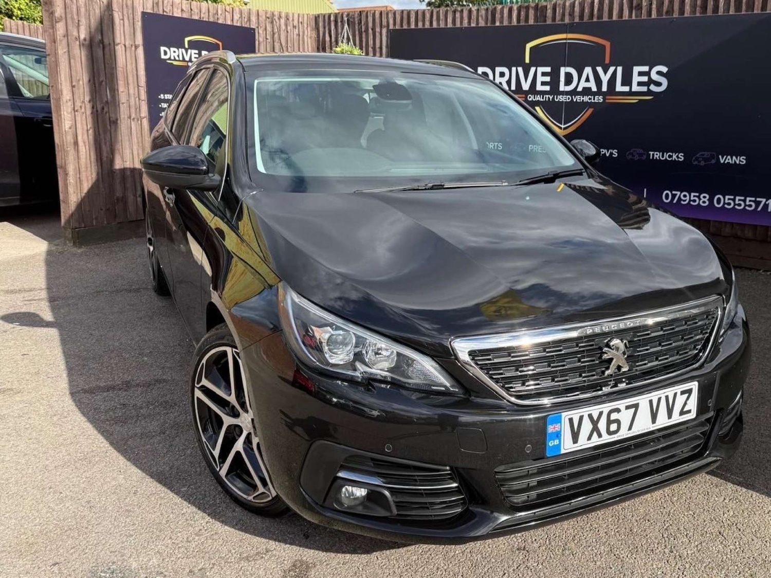 Used Peugeot 308 2017 for sale - 76601195: Photo 7