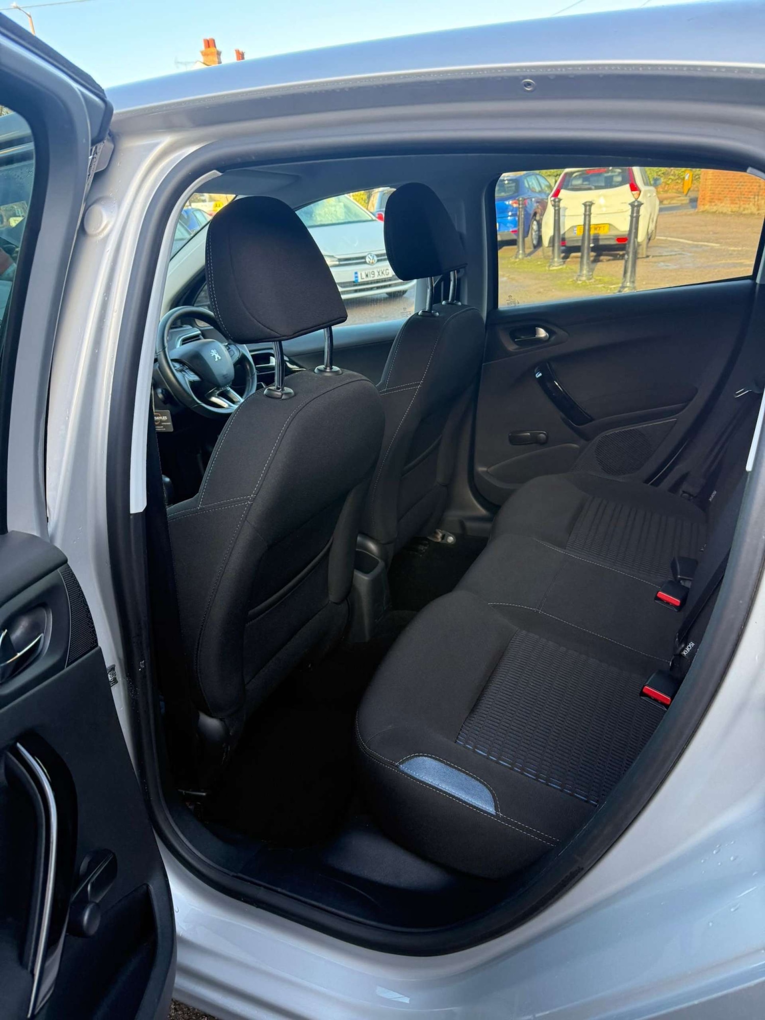 Used Peugeot 208 2013 for sale - 76829786: Photo 11