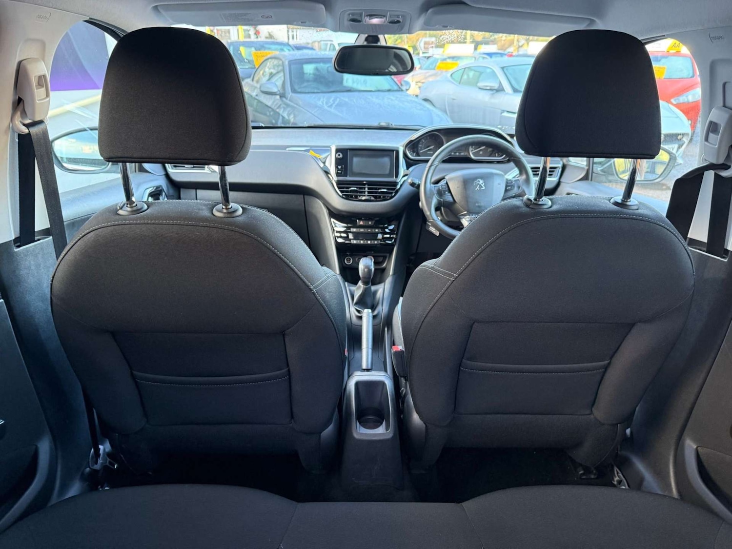 Used Peugeot 208 2013 for sale - 76829786: Photo 12