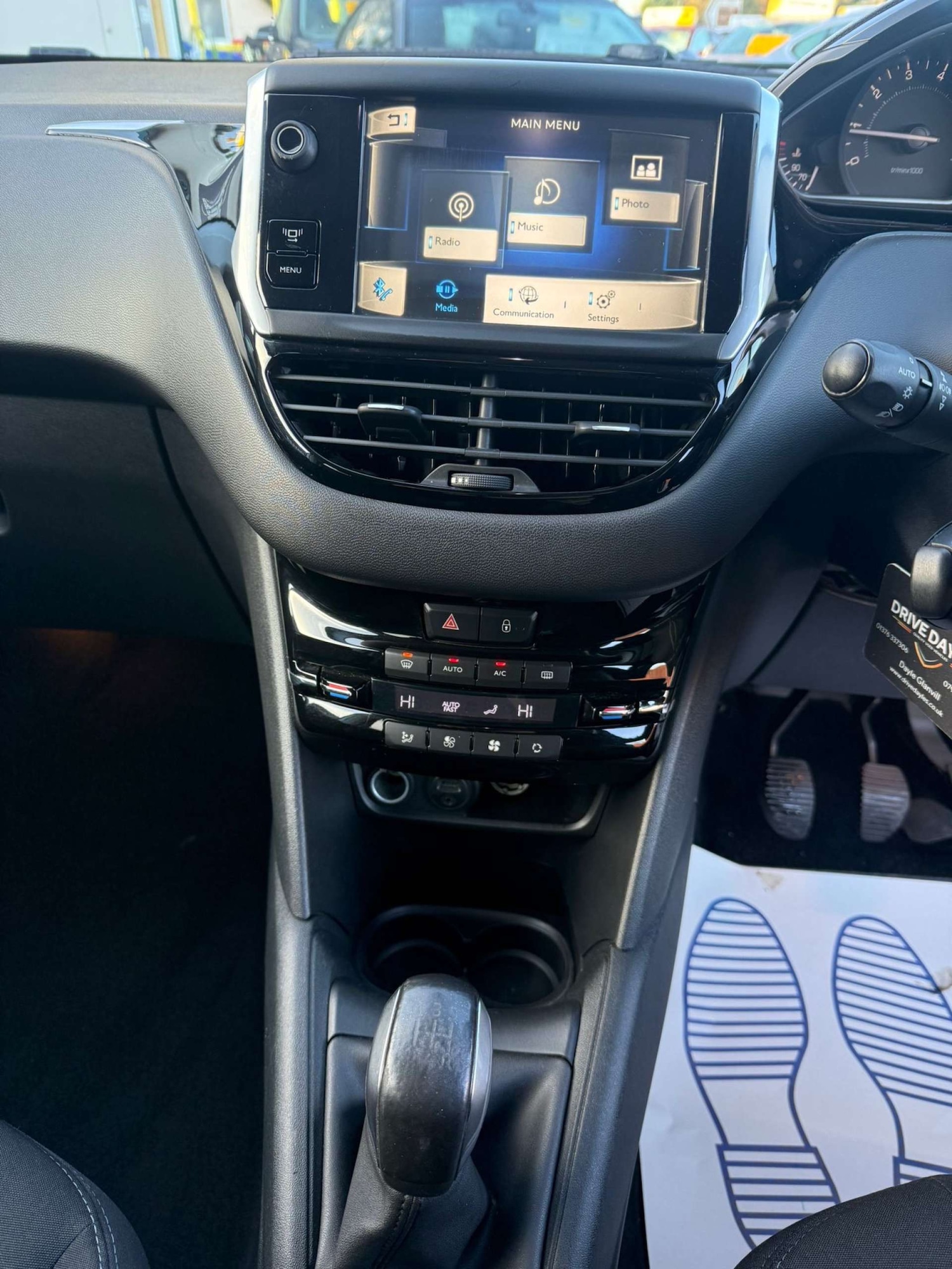 Used Peugeot 208 2013 for sale - 76829786: Photo 15