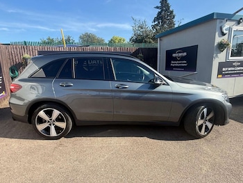 Used Mercedes-Benz GLC 2019 for sale - 79495625: Photo