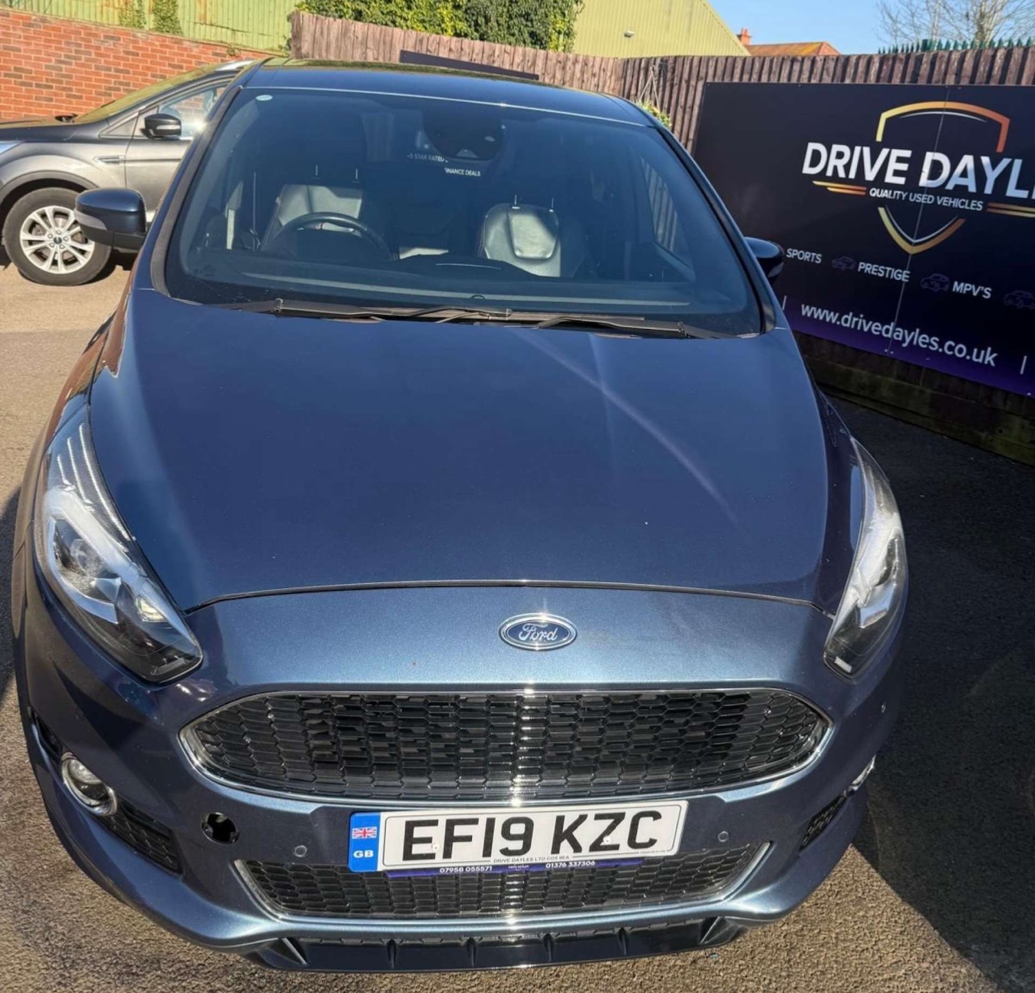 Used Ford S-Max 2019 for sale - 77953417: Photo 2