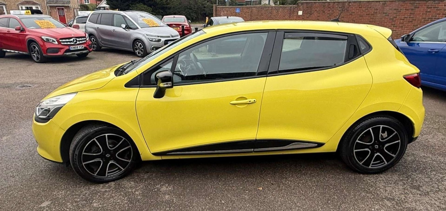 Used Renault Clio 2014 for sale - 77630693: Photo 2