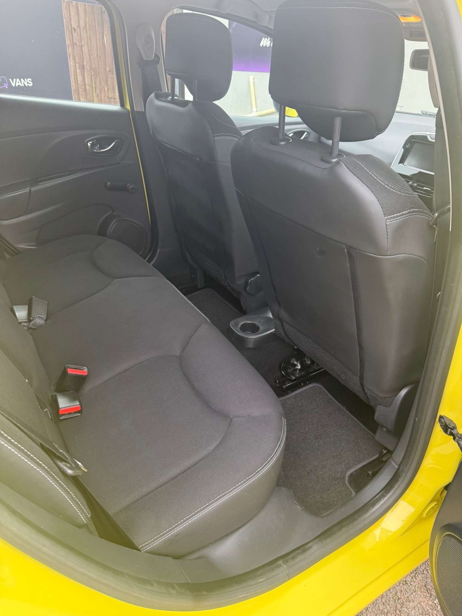 Used Renault Clio 2014 for sale - 77630693: Photo 6