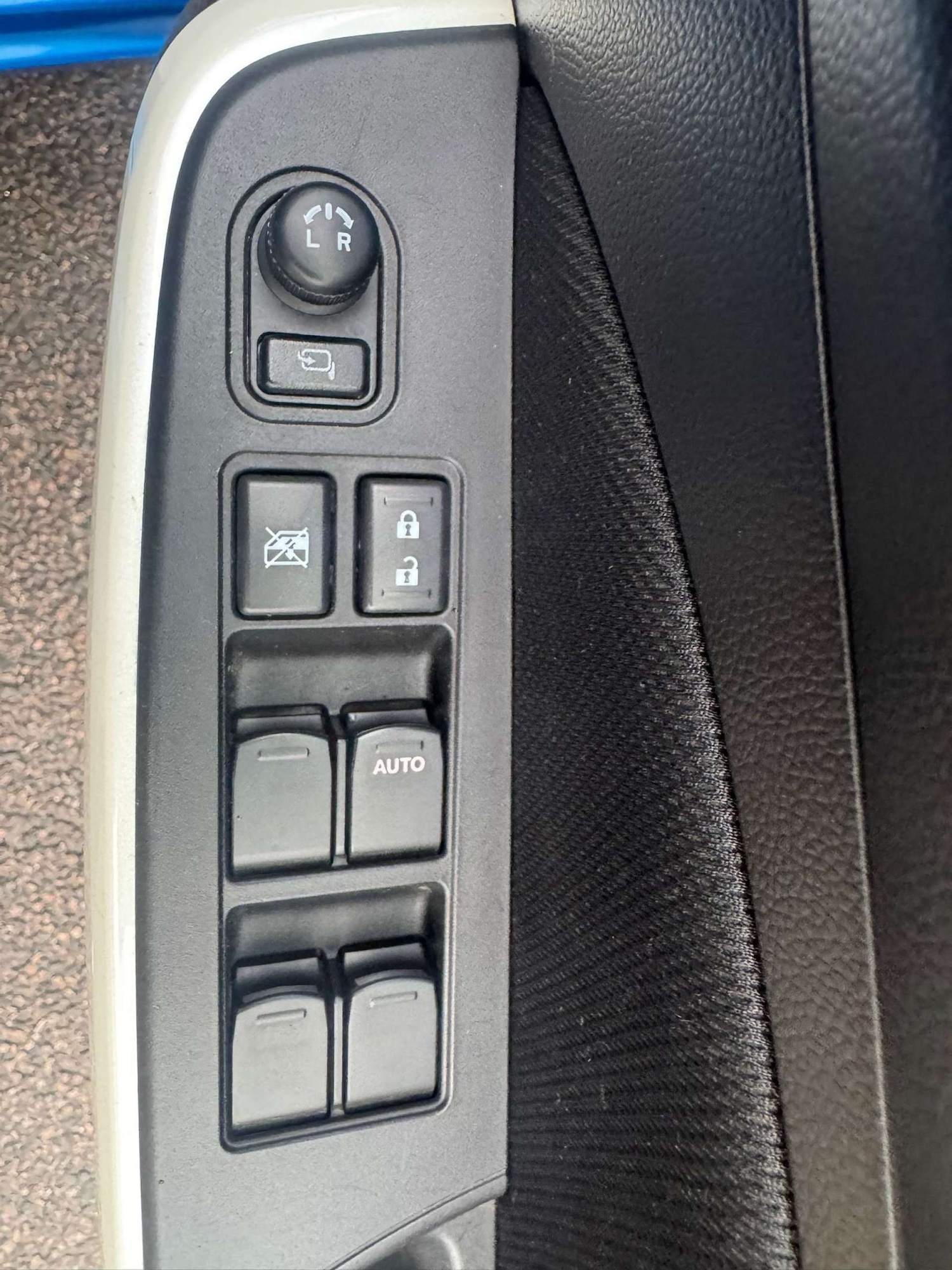 Used Suzuki Swift 2018 for sale - 77523177: Photo 25