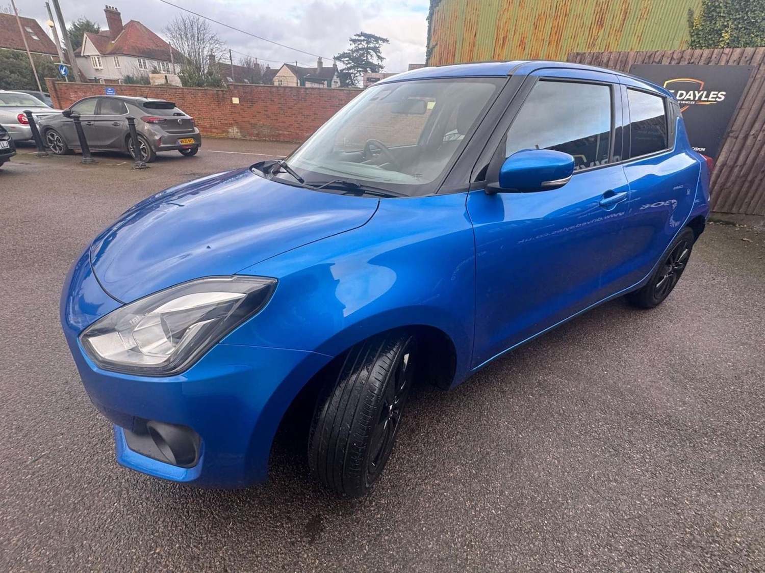 Used Suzuki Swift 2018 for sale - 77523177: Photo 3