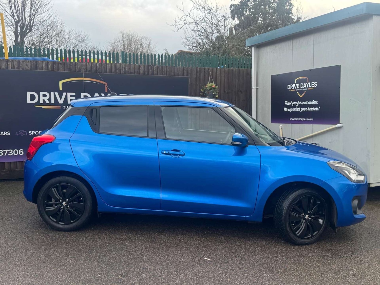 Used Suzuki Swift 2018 for sale - 77523177: Photo 4