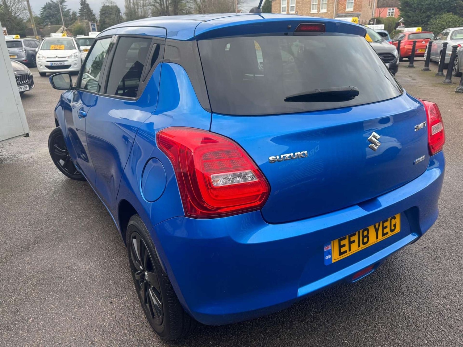 Used Suzuki Swift 2018 for sale - 77523177: Photo 9