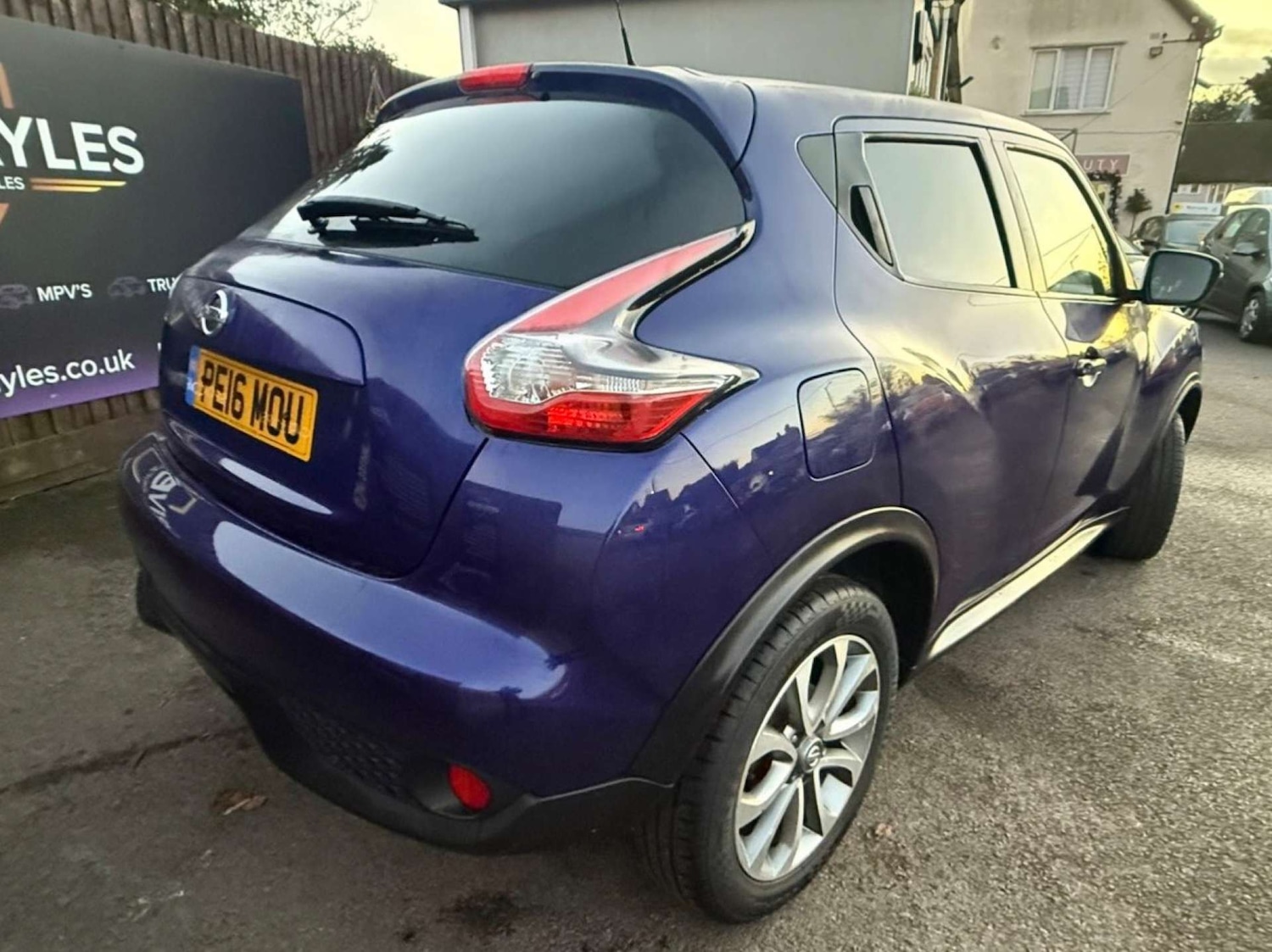 Used Nissan Juke 2016 for sale - 76698055: Photo 2