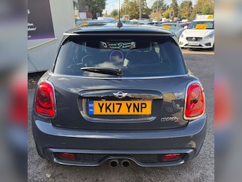 Used MINI Hatch 2017 for sale - 76437907: Photo