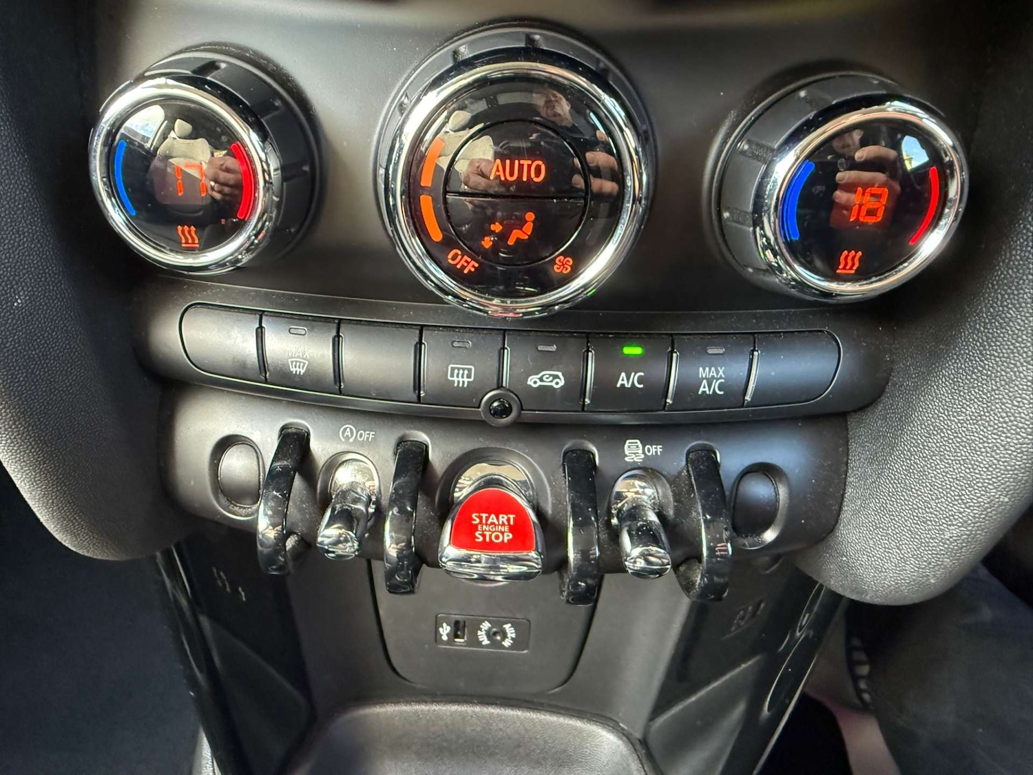 Used MINI Hatch 2017 for sale - 76437907: Photo 4