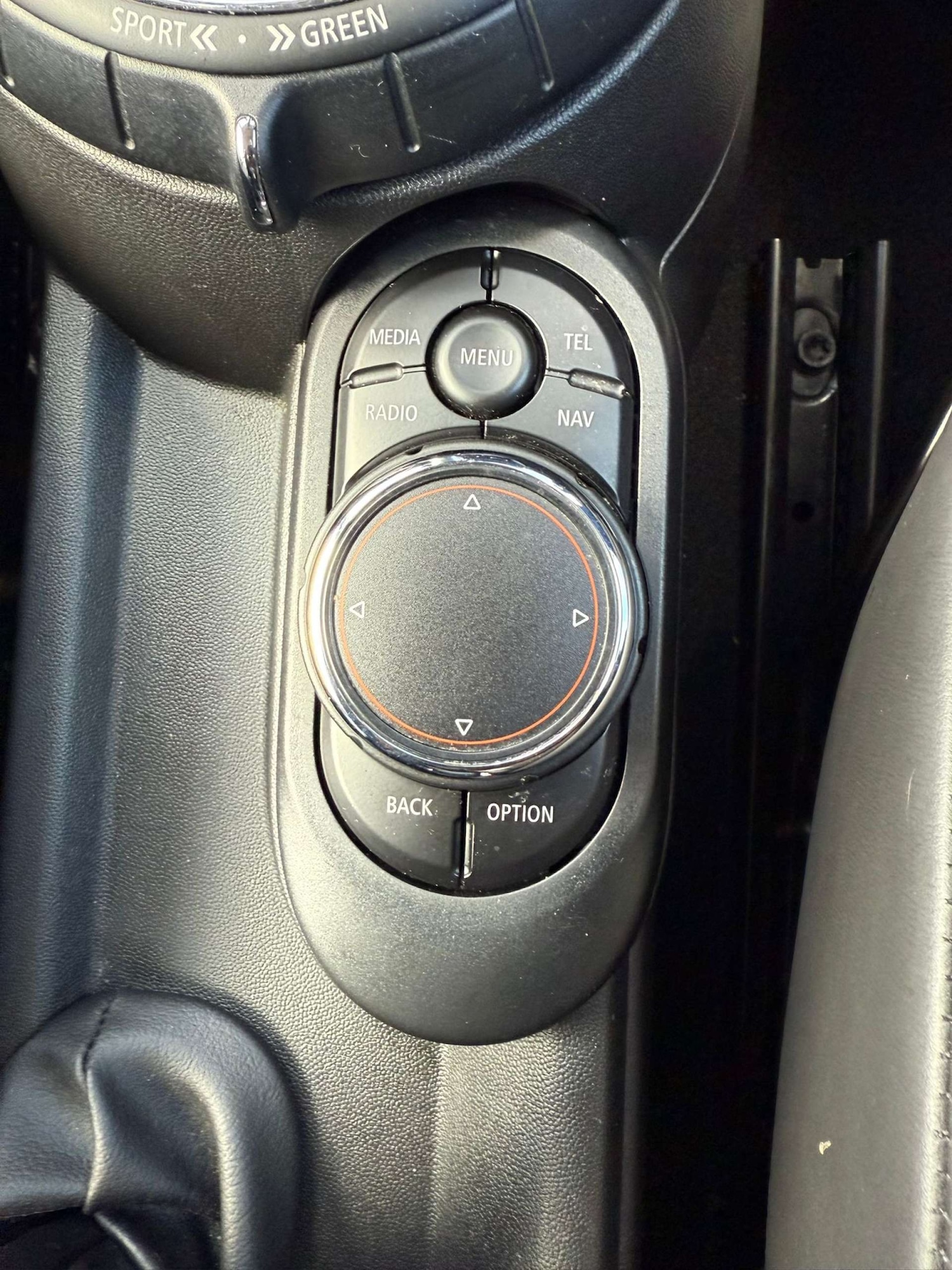 Used MINI Hatch 2017 for sale - 76437907: Photo 6