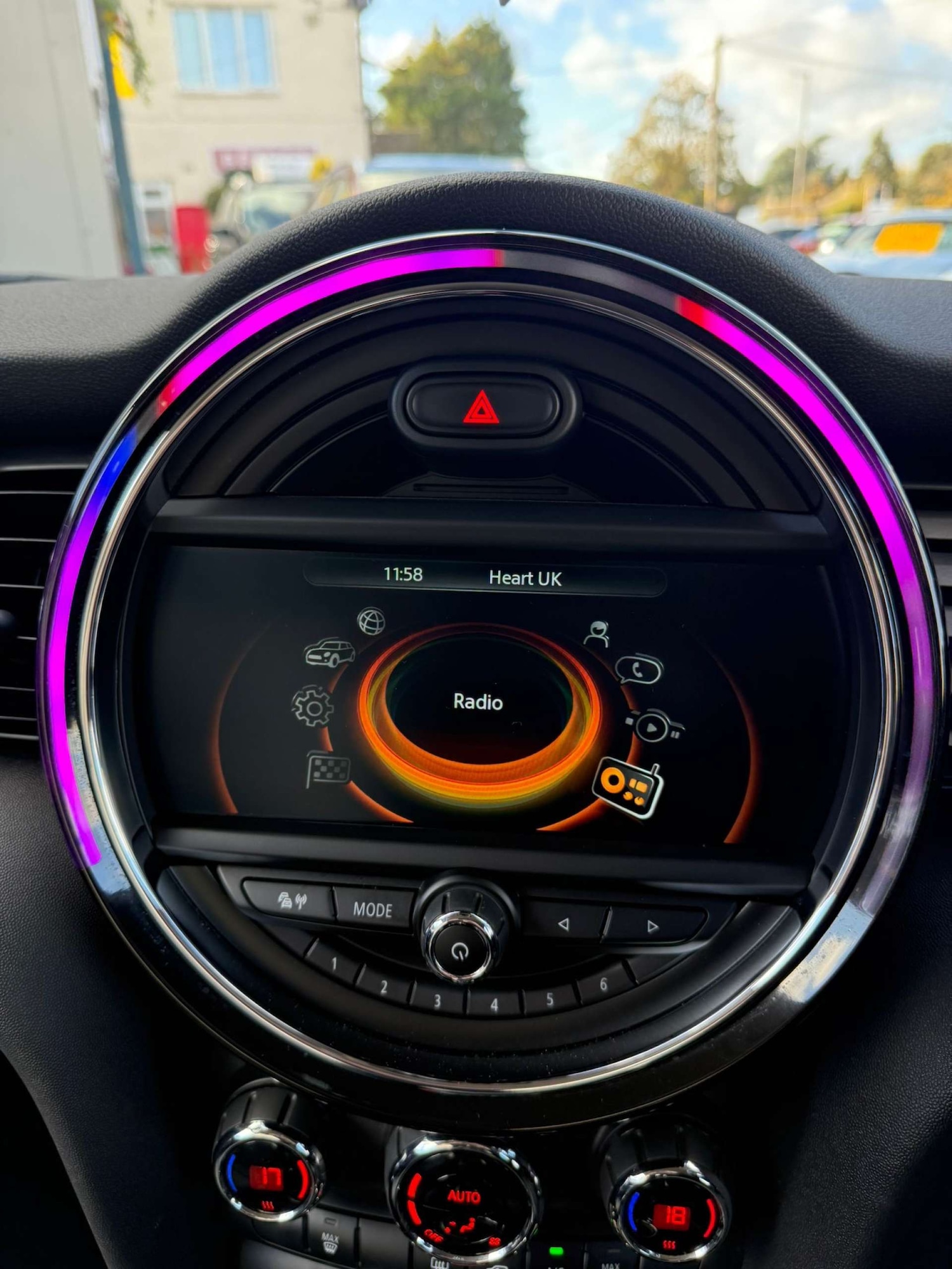 Used MINI Hatch 2017 for sale - 76437907: Photo 7