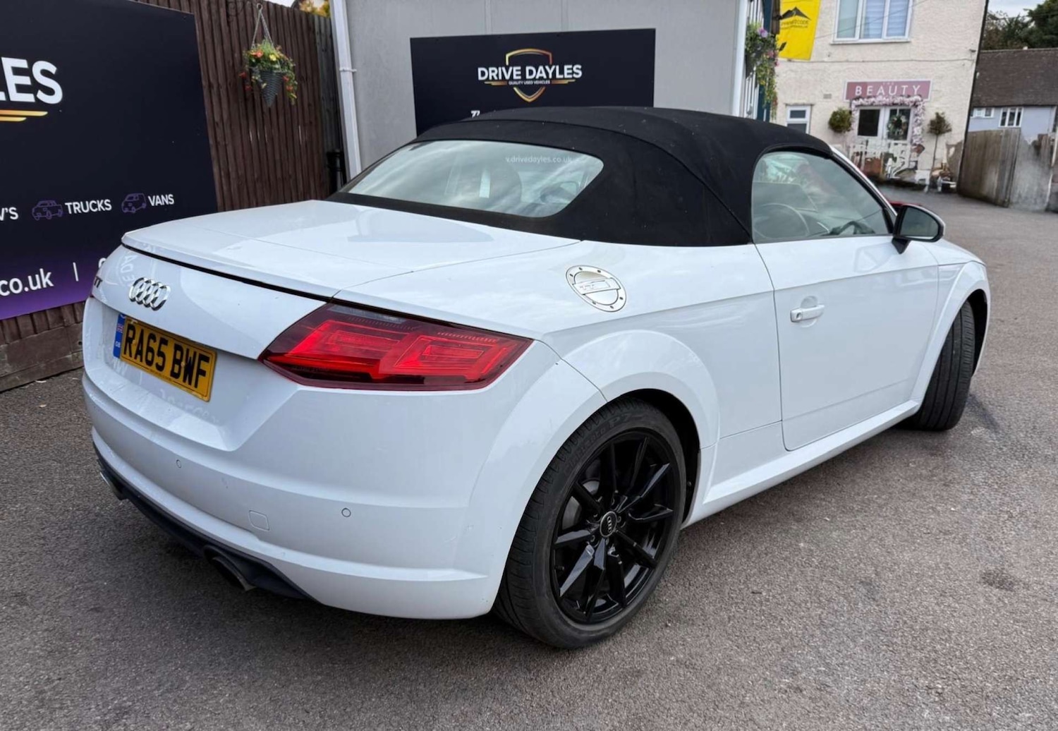 Used Audi TT 2015 for sale - 76762539: Photo 4