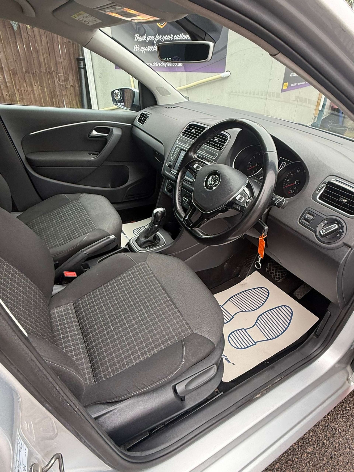 Used Volkswagen Polo 2017 for sale - 77778112: Photo 17