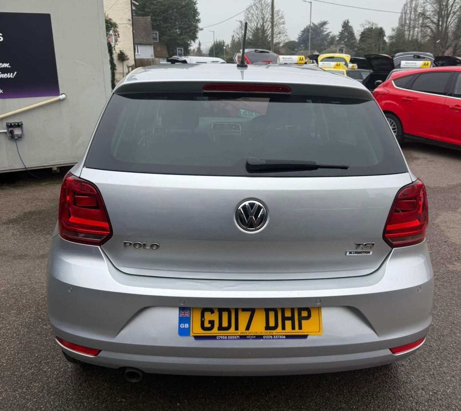Used Volkswagen Polo 2017 for sale - 77778112: Photo 3