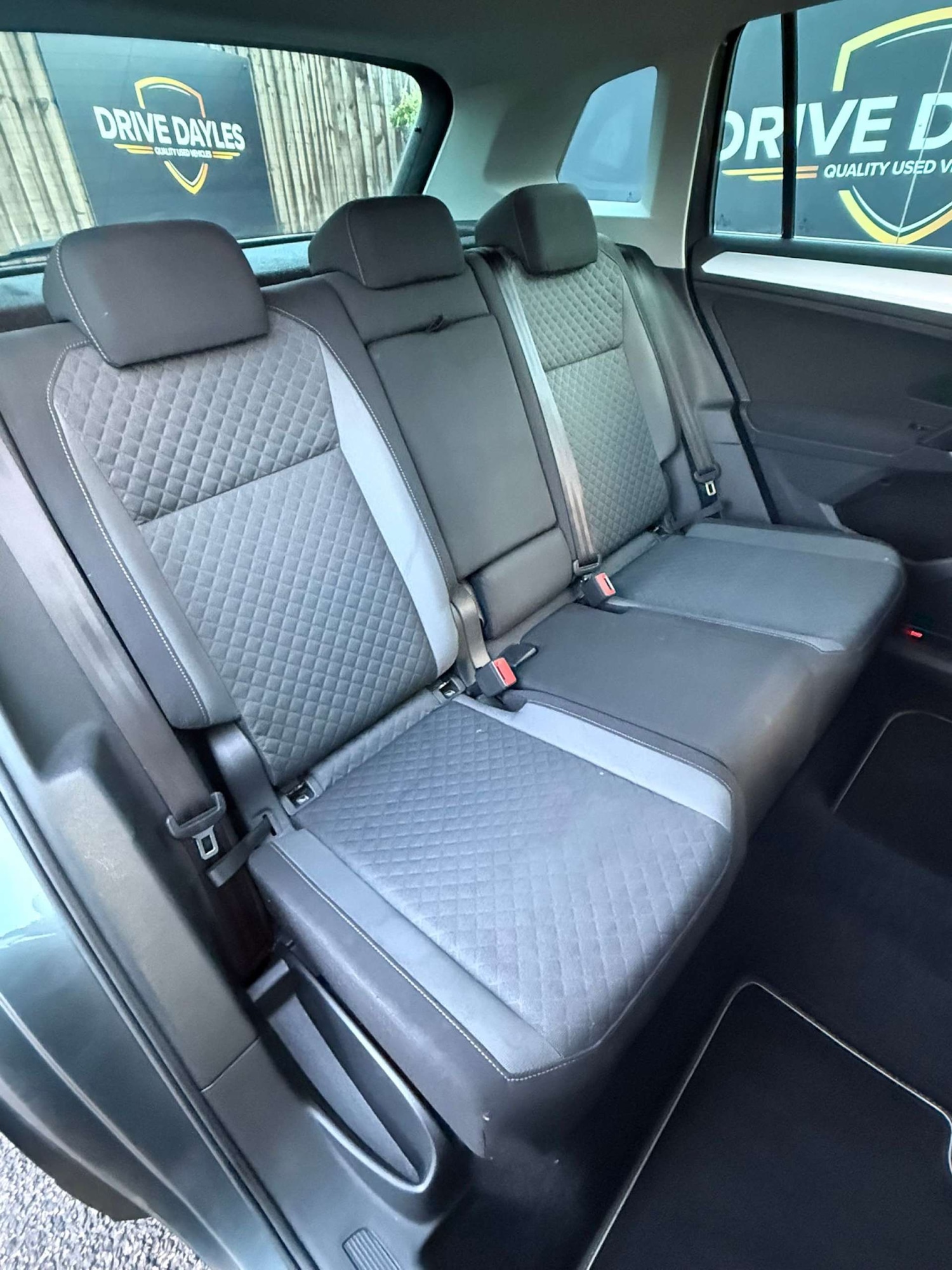 Used Volkswagen Tiguan 2017 for sale - 77383384: Photo 13