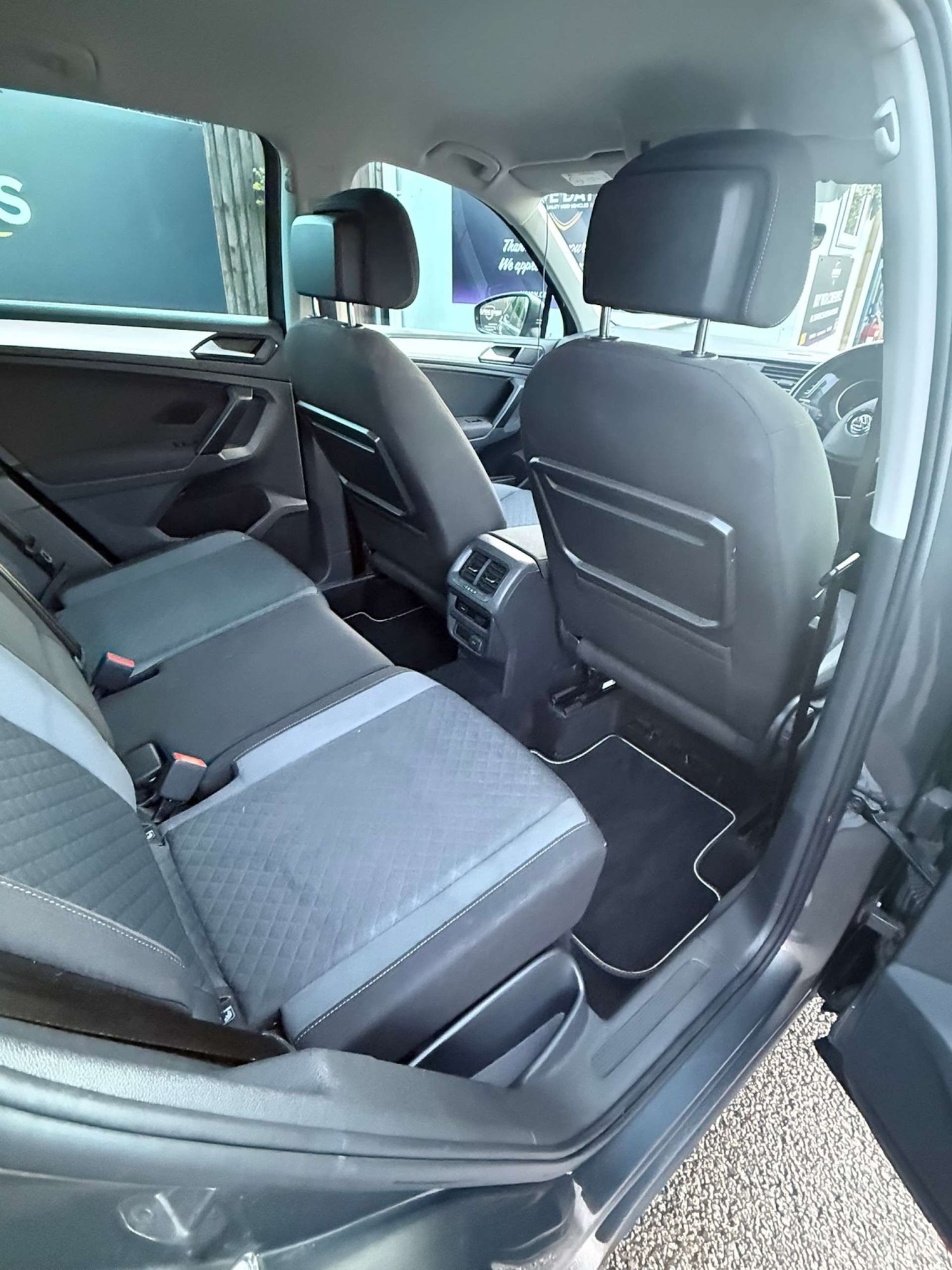 Used Volkswagen Tiguan 2017 for sale - 77383384: Photo 14