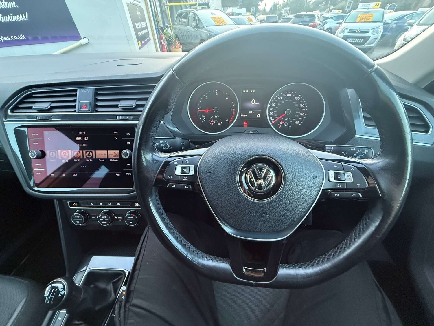 Used Volkswagen Tiguan 2017 for sale - 77383384: Photo 34