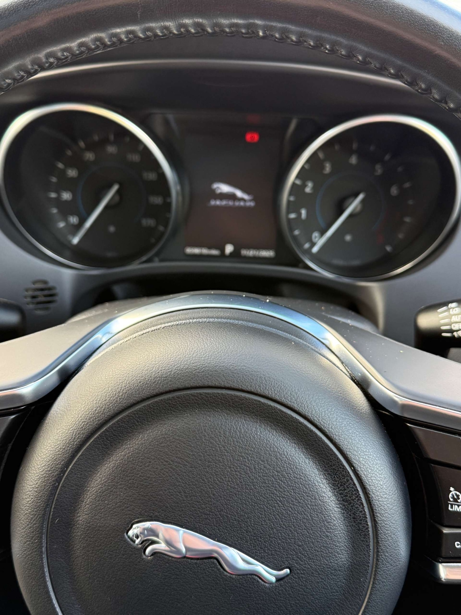 Used Jaguar F-Pace 2017 for sale - 76651425: Photo 10