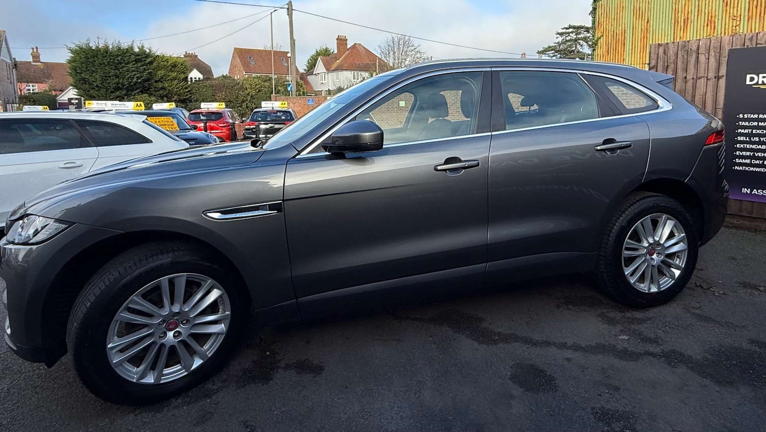 Used Jaguar F-Pace 2017 for sale - 76651425: Photo 9