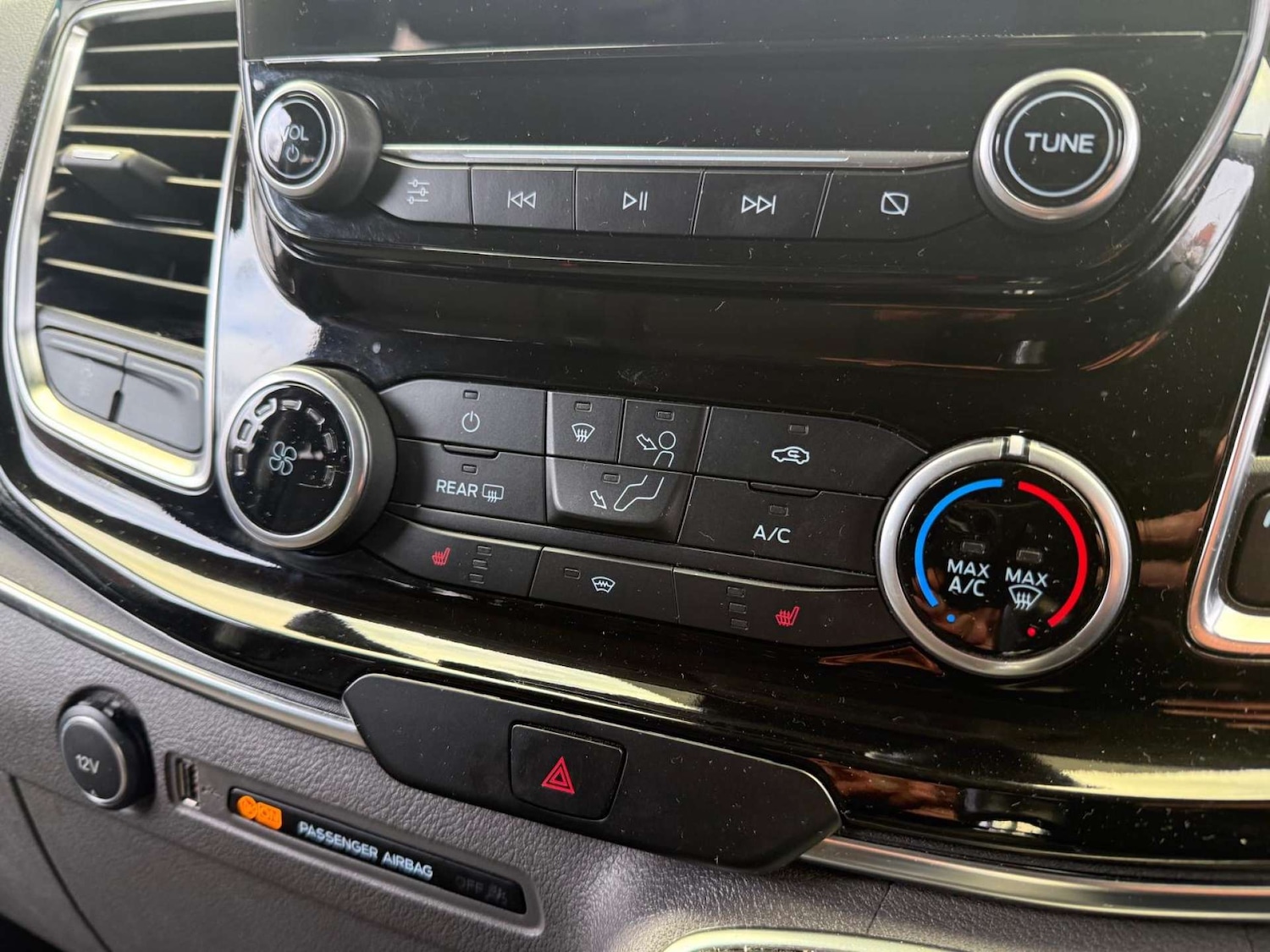 Used Ford Tourneo Custom 2020 for sale - 77702633: Photo 23