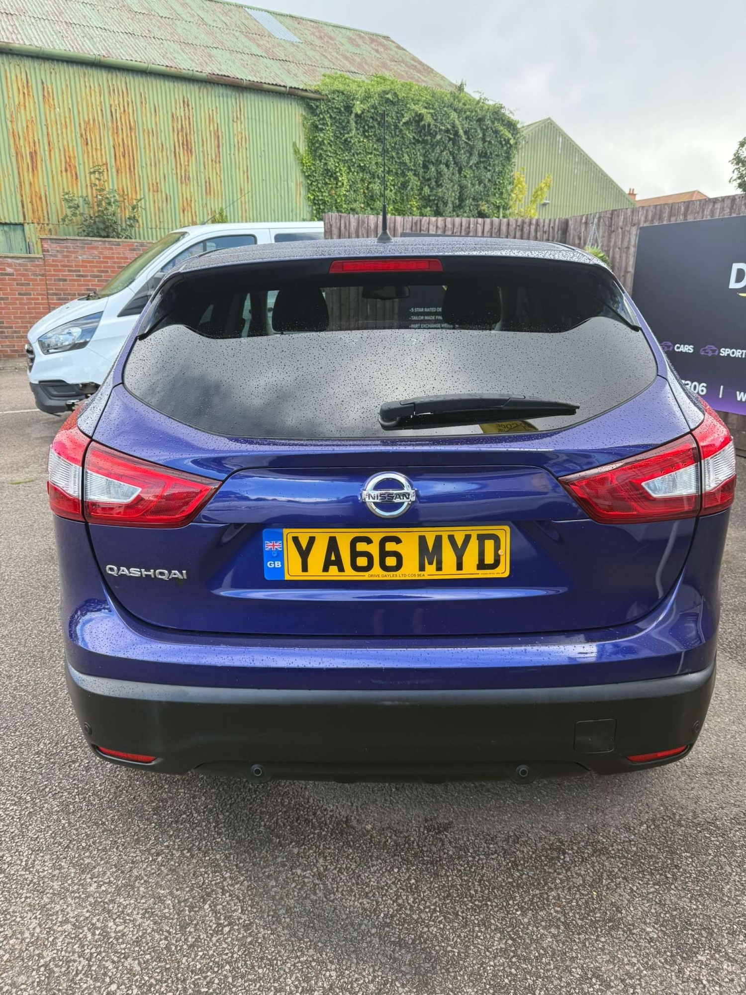 Used Nissan Qashqai 2016 for sale - 76601120: Photo 13