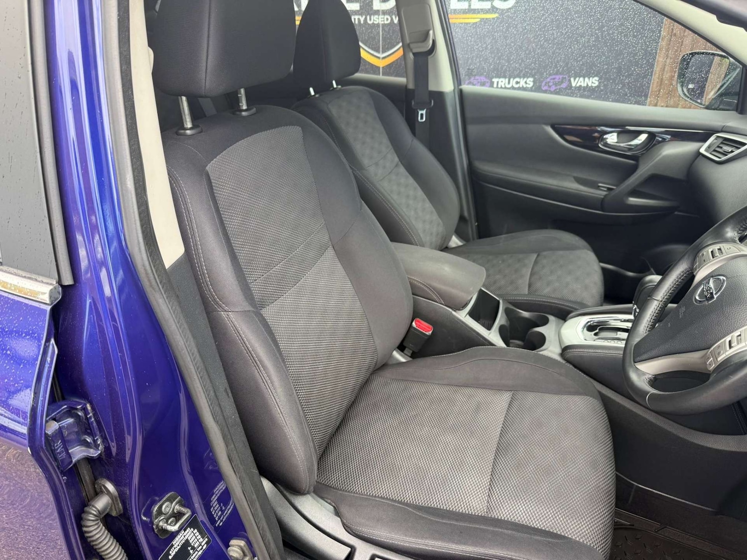 Used Nissan Qashqai 2016 for sale - 76601120: Photo 15