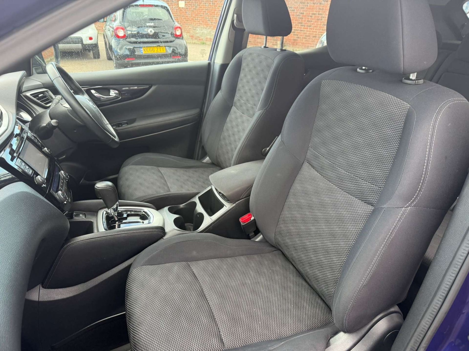 Used Nissan Qashqai 2016 for sale - 76601120: Photo 18