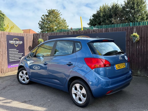 Used Kia Venga 2013 for sale - 76048847: Photo 2
