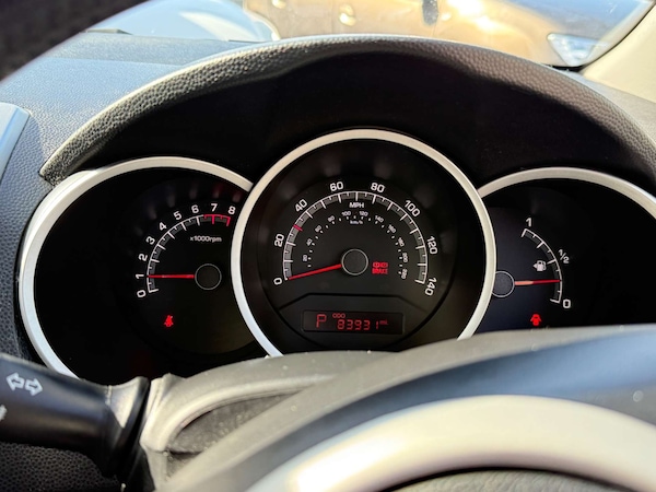 Used Kia Venga 2013 for sale - 76048847: Photo 5
