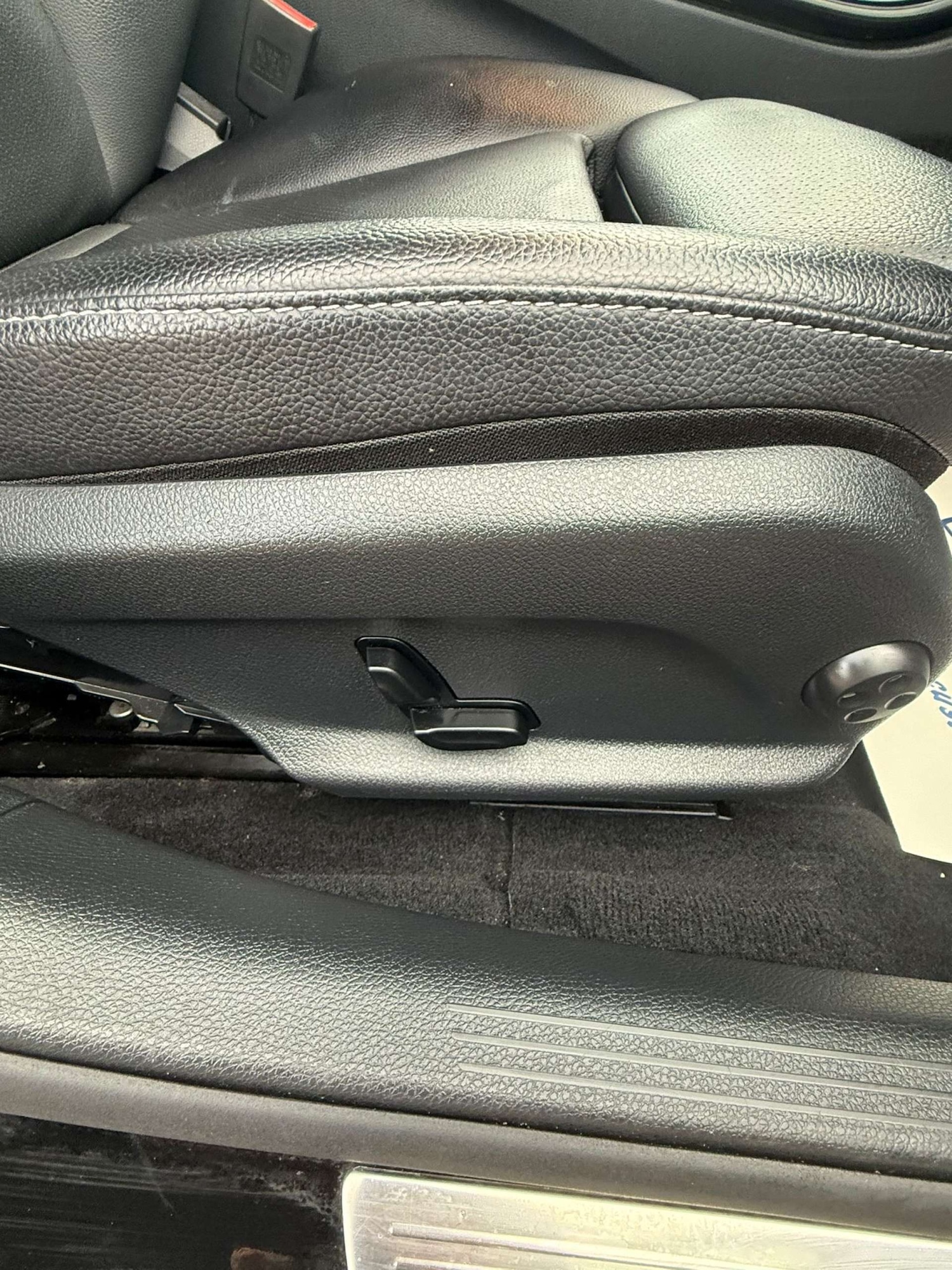 Used Mercedes-Benz C Class 2017 for sale - 77261416: Photo 12