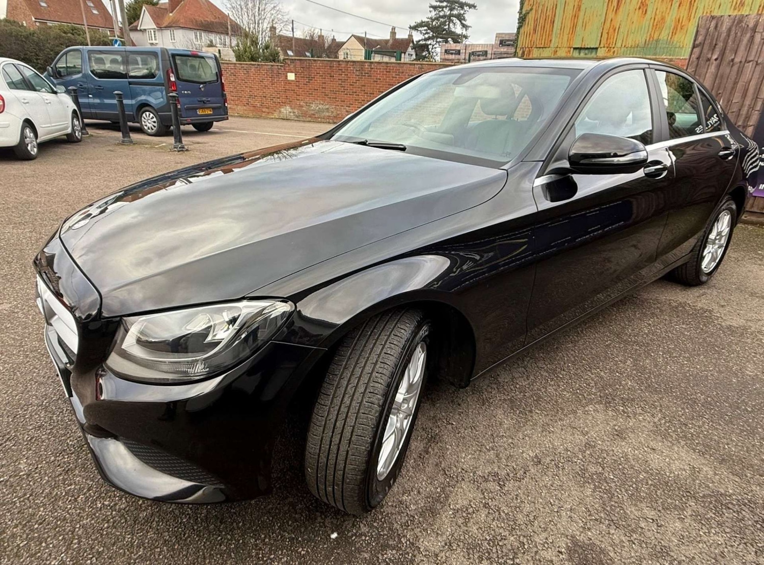 Used Mercedes-Benz C Class 2017 for sale - 77261416: Photo 9