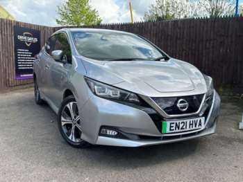 2021 - Leaf Tekna 5dr