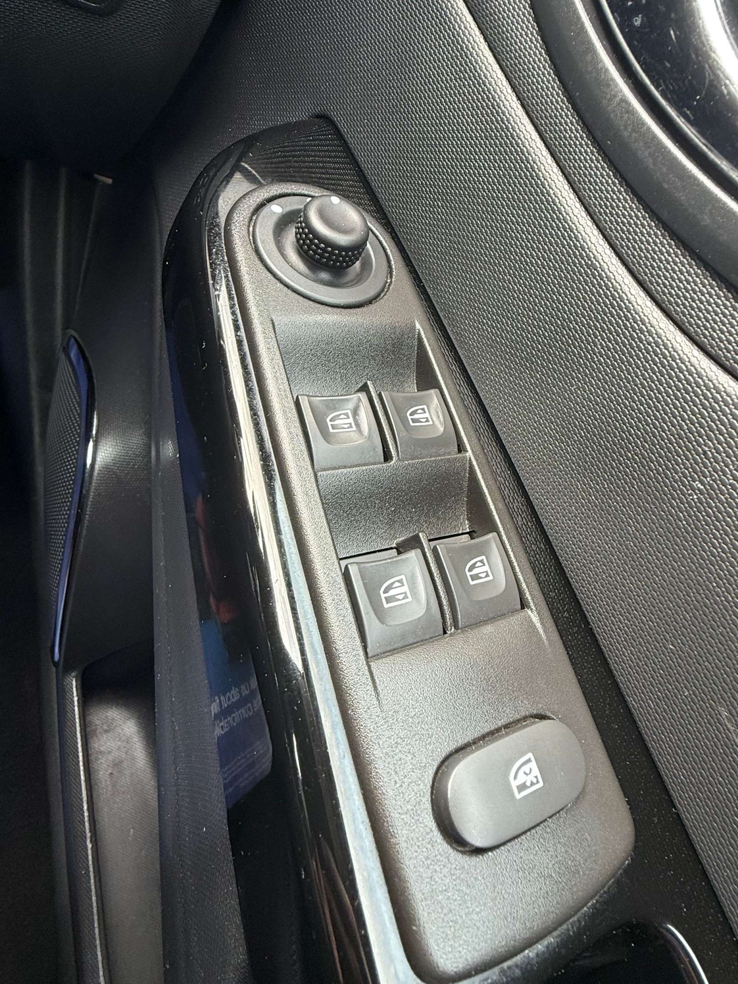 Used Renault Captur 2014 for sale - 78179656: Photo 16