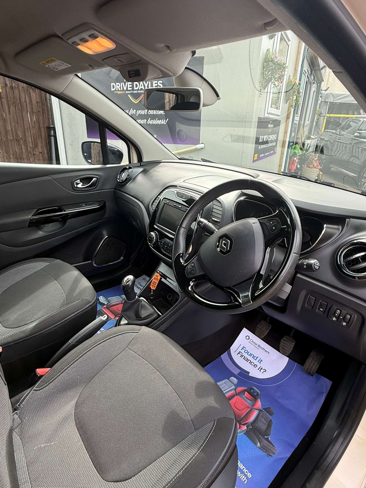 Used Renault Captur 2014 for sale - 78179656: Photo 19