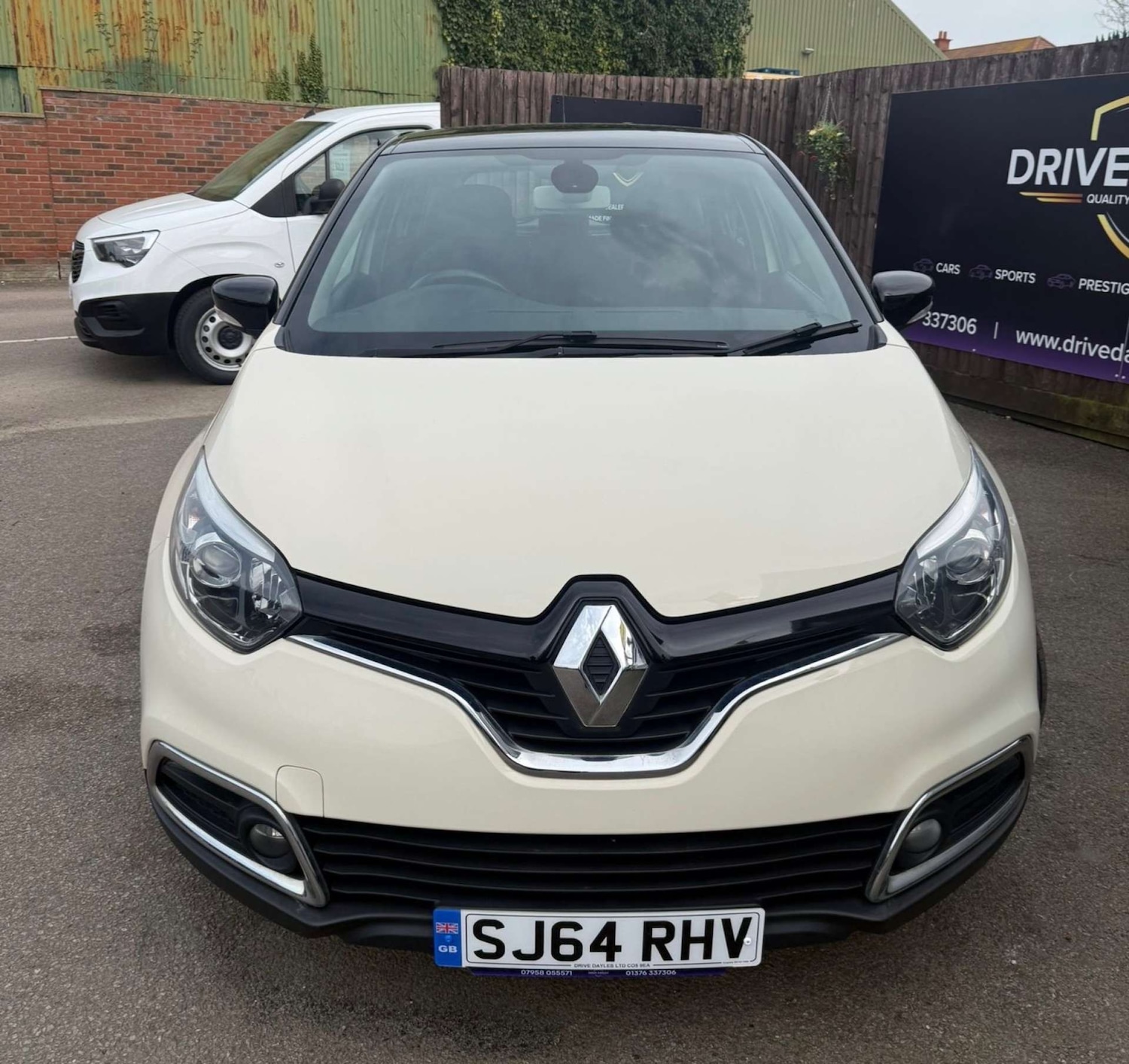 Used Renault Captur 2014 for sale - 78179656: Photo 3