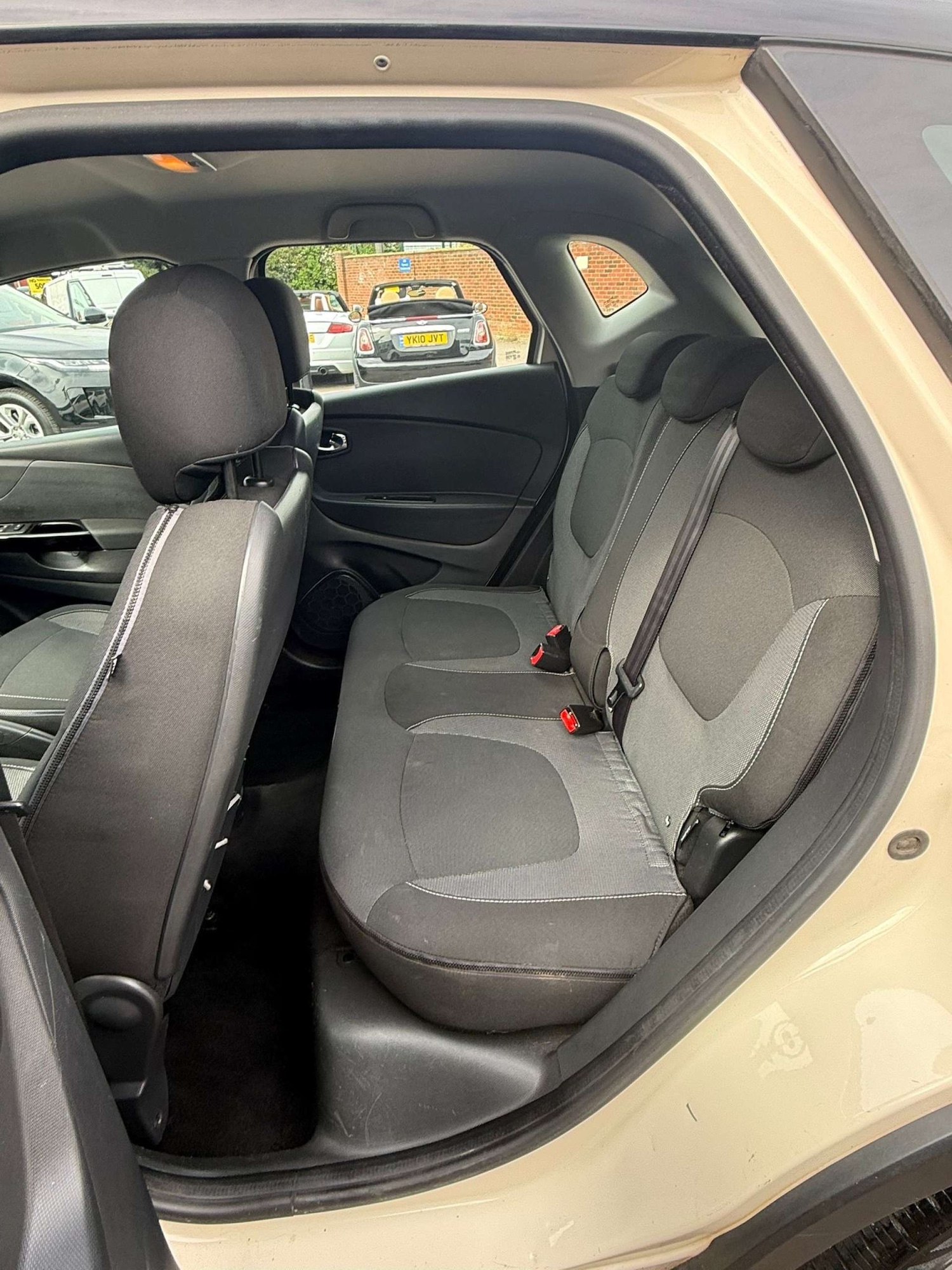 Used Renault Captur 2014 for sale - 78179656: Photo 8