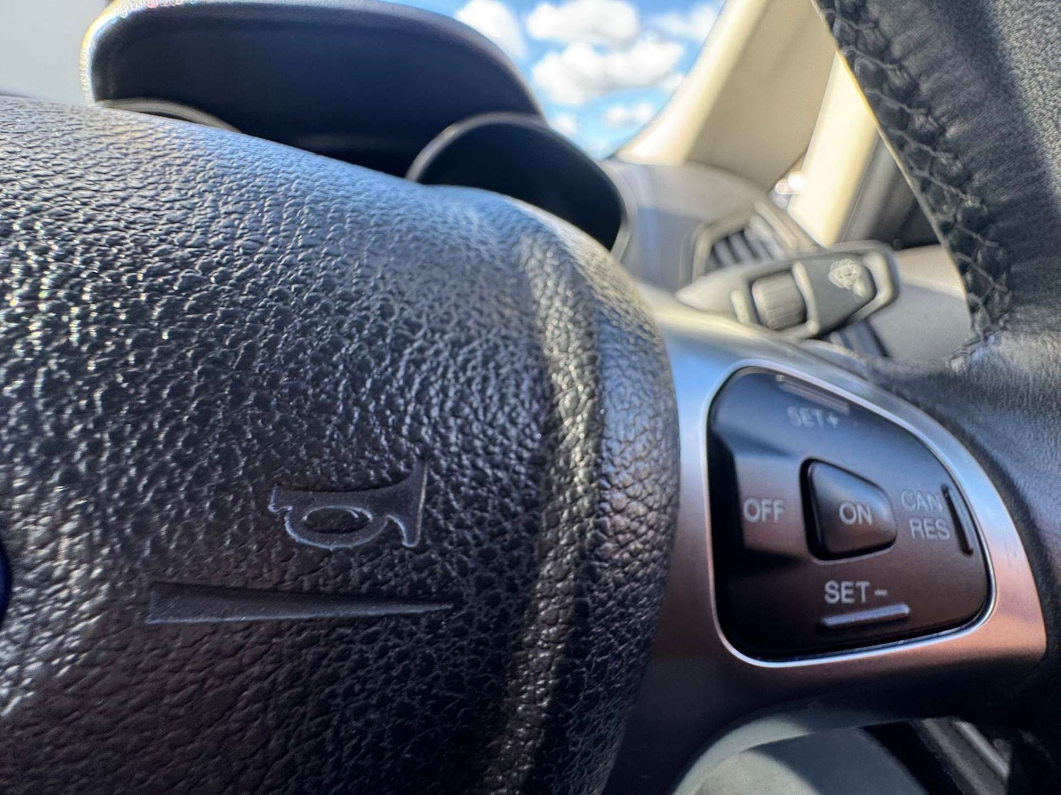 Used Ford Ecosport 2015 for sale - 77564042: Photo 21