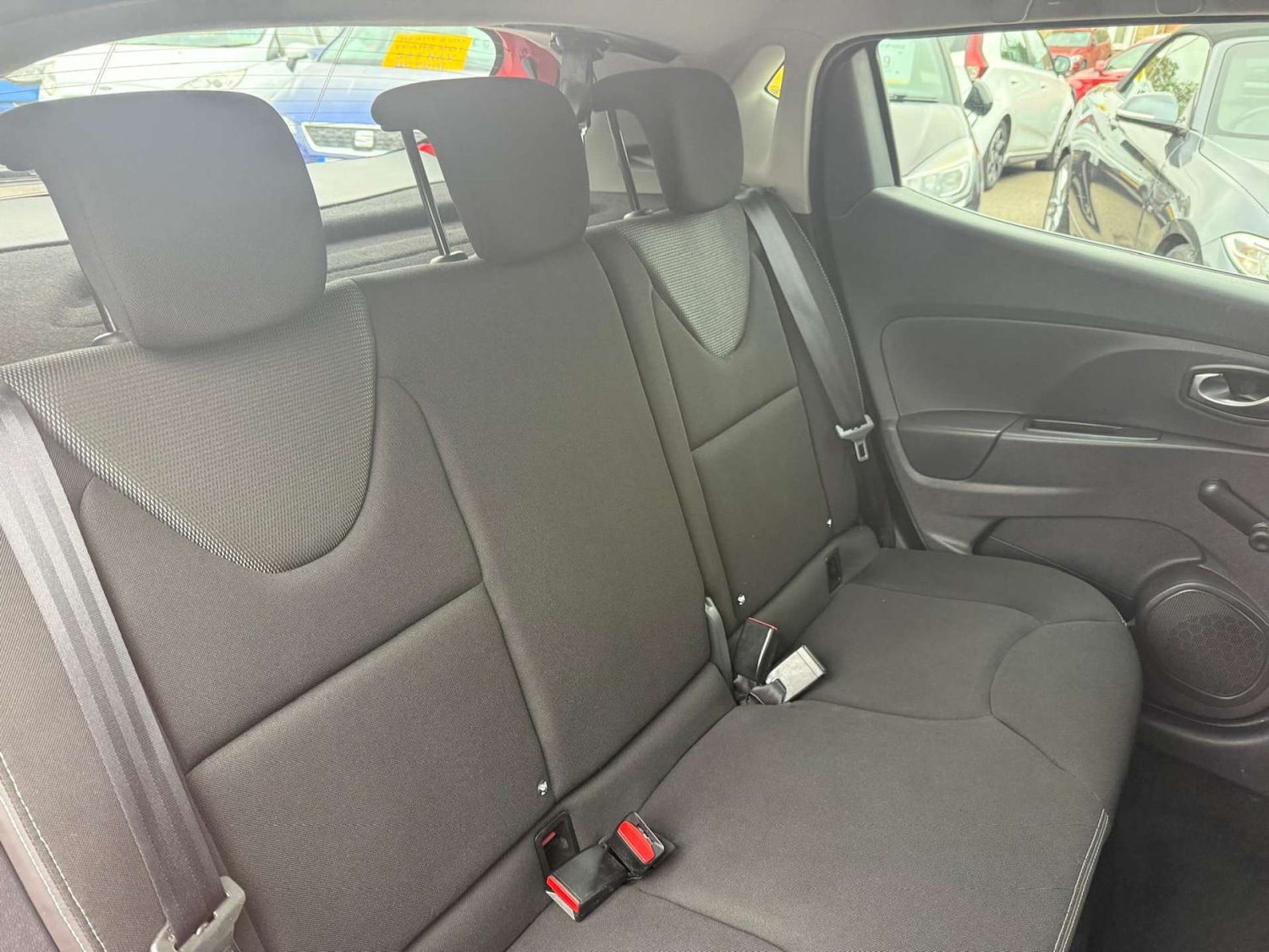 Used Renault Clio 2016 for sale - 76263497: Photo 13