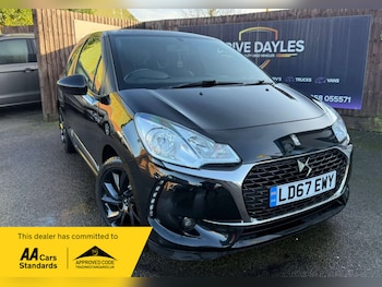 2017 - 1.2 PureTech 82 Connected Chic 3dr