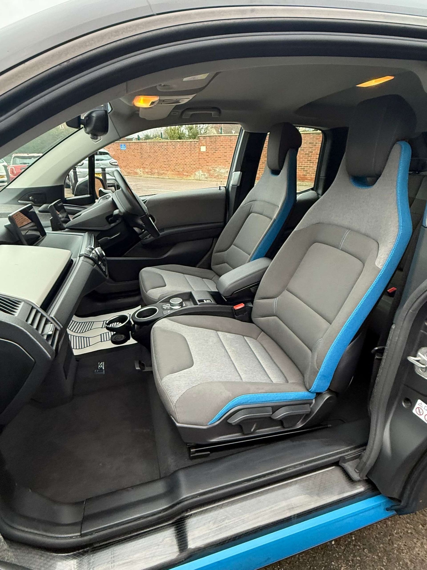 Used BMW i3 2022 for sale - 77118032: Photo 11