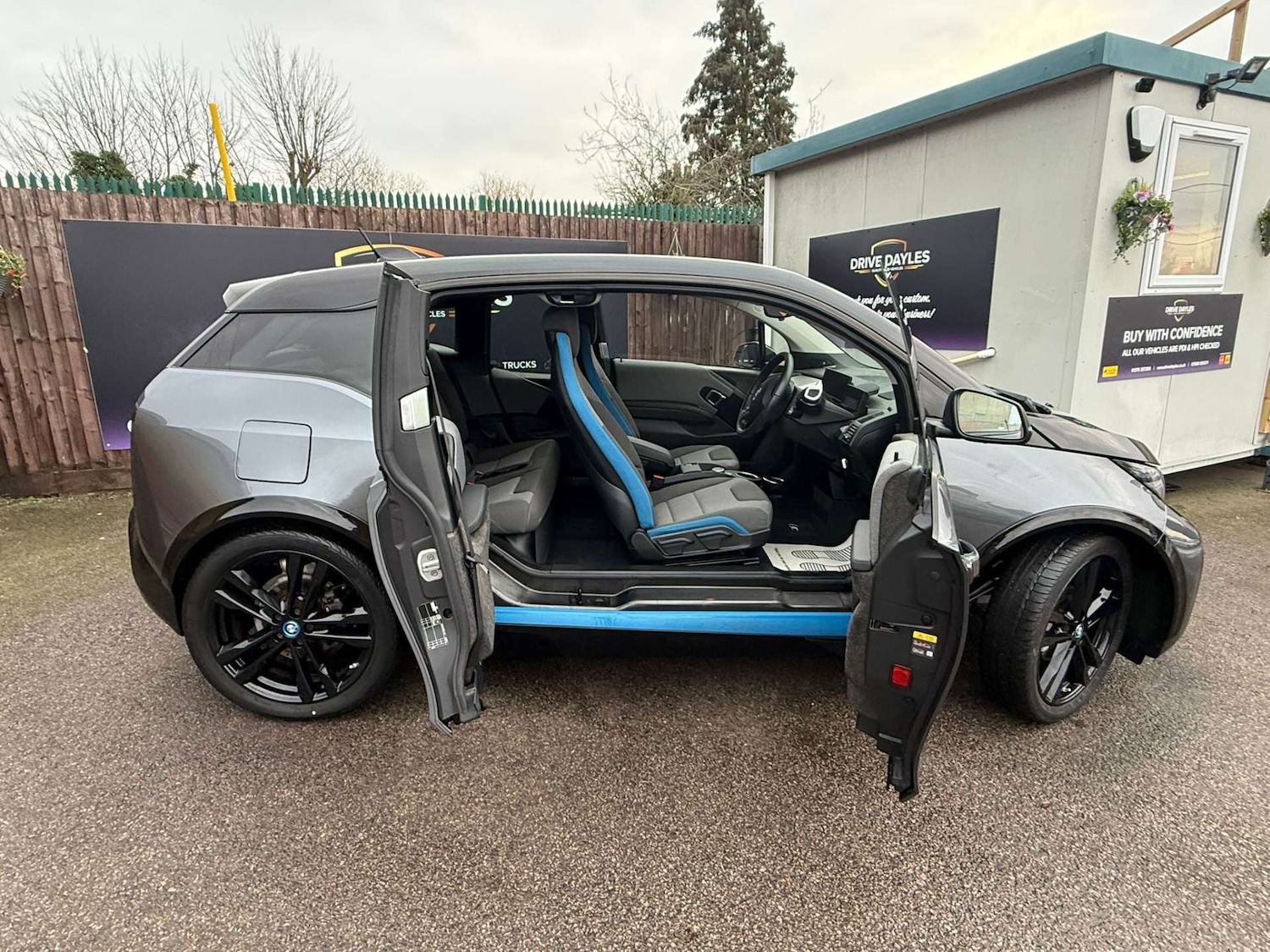 Used BMW i3 2022 for sale - 77118032: Photo 15