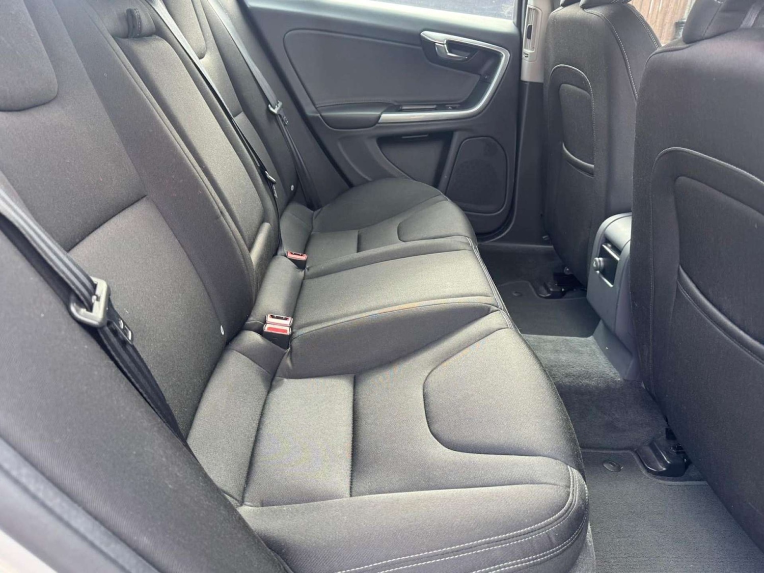 Used Volvo S60 2017 for sale - 77975413: Photo 11