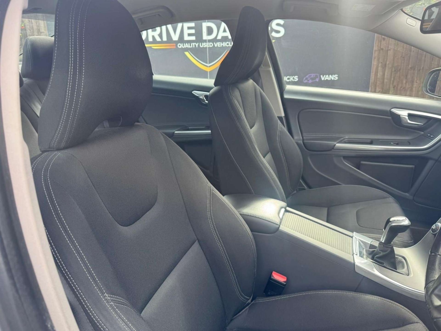 Used Volvo S60 2017 for sale - 77975413: Photo 13