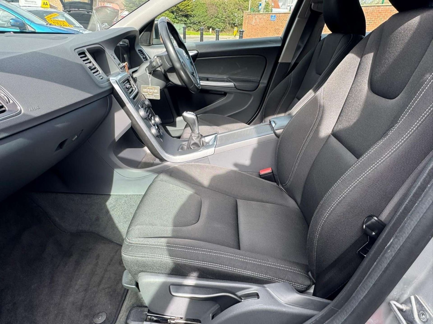 Used Volvo S60 2017 for sale - 77975413: Photo 17