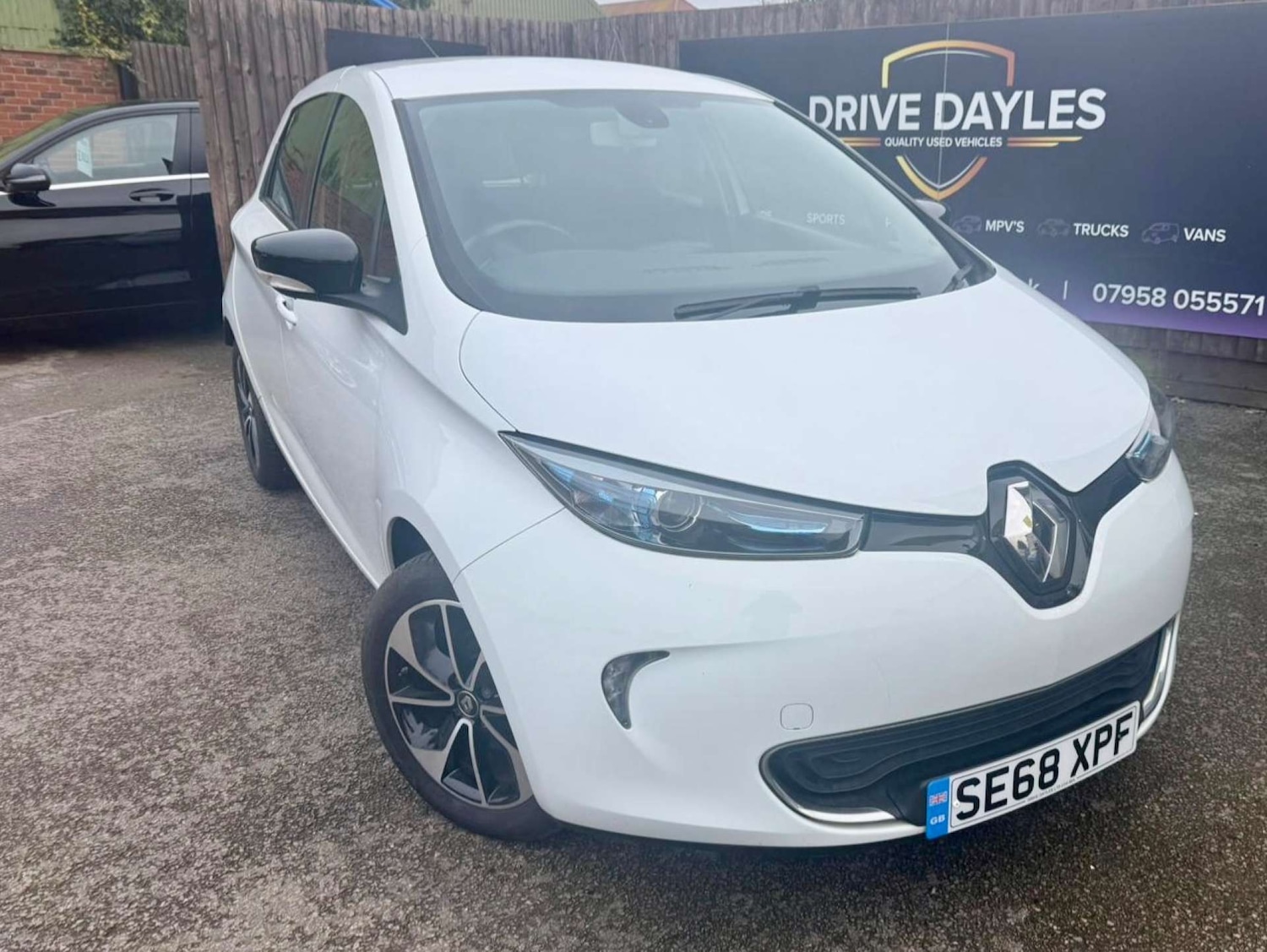 Used Renault Zoe 2019 for sale - 77328633: Photo 12