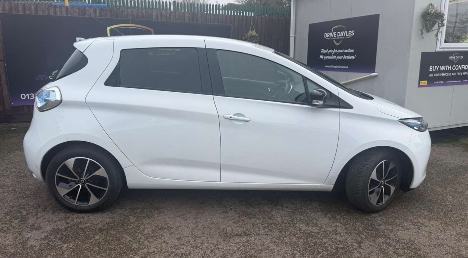 Used Renault Zoe 2019 for sale - 77328633: Photo 15